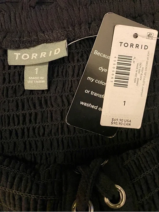 Torrid Smocked Lace Up Strapless Culotte Jumpsuit - Size 1X - NWT! - Picture 9 of 10